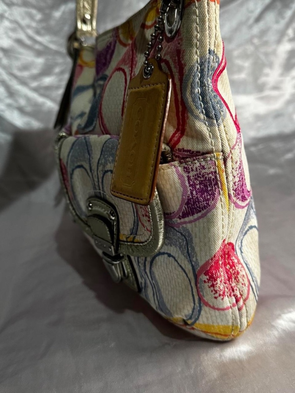 Vintage Y2K Coach Signature Scribble Poppy Multi Color Shoulder Bag - Picture 4 of 7